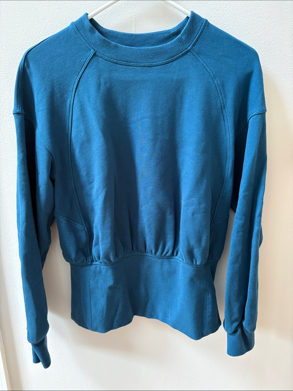 Lululemon sweatshirt